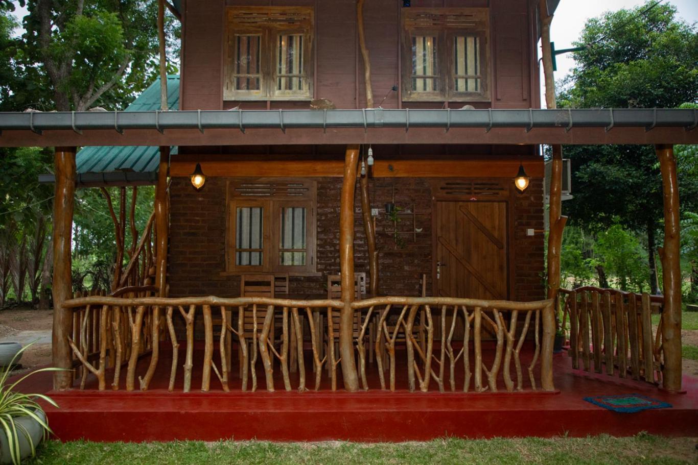 Thought Blooming Hotel Udawalawe Buitenkant foto